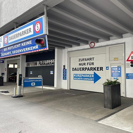 Apstay City Center Deluxe ǀ Free Parking ǀ Self Check-In Грац Екстериор снимка